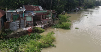 বংশাই-লৌহজংয়ের তীব্র ভাঙনে শতাধিক ঘরবাড়ি বিলীন
