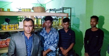 গণধোলাইয়ের শিকার সেই ৩ পুলিশ সদস্য বরখাস্ত