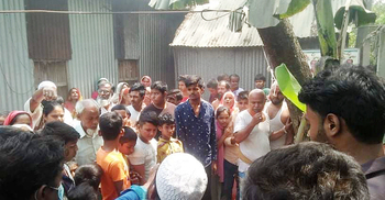 মুন্সিগঞ্জে ট্রাকচাপায় দু’জনের মৃত্যু