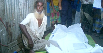 রাস্তা সংস্কারের টাকা না দেওয়ায় মারধর, অটোচালক নিহত