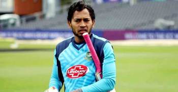 ভারপ্রাপ্ত অধিনায়কের ‘টোপ’ ও পাকিস্তান সফরের প্রস্তাব মুশফিককে!