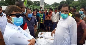 Pickup kills 2 motorcyclists in M'singh