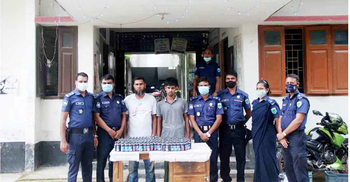 আমের ট্রাকে ফেনসিডিল, গ্রেফতার ২