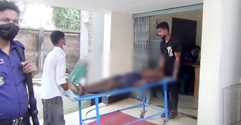 বাড়ি থেকে ডেকে নিয়ে যুবককে ছুরিকাঘাতে হত্যা