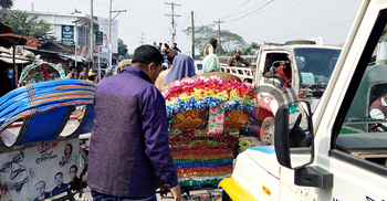 ঢাকা-বিশনন্দী মহাসড়কে ৬ কিলোমিটার যানজট