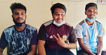 নওগাঁয় ব্রাজিল-আর্জেন্টিনা সমর্থকদের পাল্টাপাল্টি প্রতিবাদ