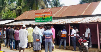 নওগাঁয় বিএনপির দুই গ্রুপের সংঘর্ষ, আহত ৩০
