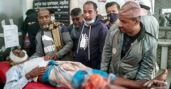 লোহাগড়ায় আ’লীগ নেতাকে কুপিয়ে হত্যাচেষ্টার অভিযোগ