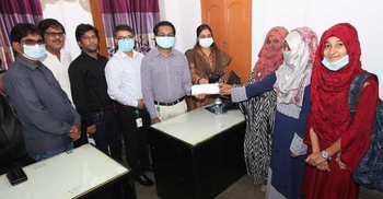 সেই দুই বোনকে লাখ টাকা দিলো নাভানা গ্রুপ