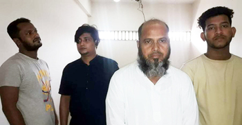 মসজিদের মাইকে পুলিশকে ডাকাত ঘোষণা দিয়ে মারধর