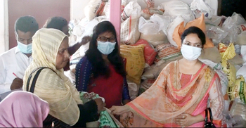 প্রধানমন্ত্রীর ঈদ উপহার পেলেন টাঙ্গাইল যৌনপল্লির ৬০০ সদস্য