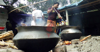 পড়েন ঢাকা বিশ্ববিদ্যালয়ে, পেশায় বাবুর্চি