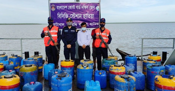 হাতিয়ায় তিন কোটি টাকার চিংড়ি পোনা জব্দ