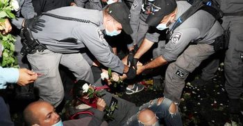 Thousands return to streets in Israel urging Netanyahu to resign