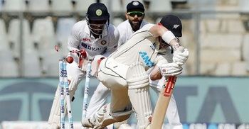 India bundle out NZ for 62 in first innings