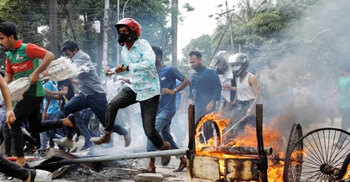 Drives are on to arrest helmet-worn terrorists: DB