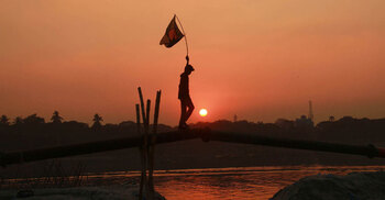 Nation set to welcome New Year with hopes of getting COVID vaccines