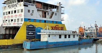 দু’দিনের মাথায় শিমুলিয়ায় আবার ফেরি বন্ধ