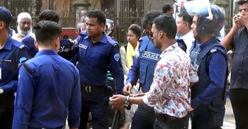 নোয়াখালীতে পুলিশের সঙ্গে বিএনপির সংঘর্ষ