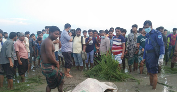 নোয়াখালীতে এবার চার টুকরো করা হলো গৃহবধূকে