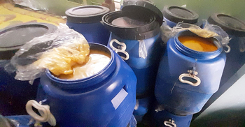 পাবনায় ভেজাল সন্দেহে সাড়ে ৪ হাজার লিটার ঘি জব্দ