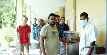 ৪ বেলায় ১০৬ টাকার খাবার পান পাবনা মানসিক হাসপাতালের রোগীরা