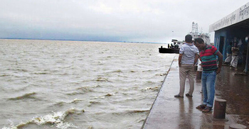 শিমুলিয়া-কাঁঠালবাড়ী নৌপথে ফেরি চলাচল সীমিত