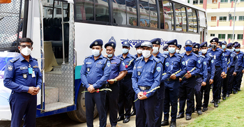 প্লাজমা দিতে ঢাকায় কুমিল্লার করোনাজয়ী ২৭ পুলিশ সদস্য