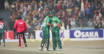 Pakistan beat Bangladesh, clinch first T20I series win since 2018