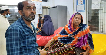 পাওনা টাকার জন্য গৃহবধূকে মারধর