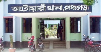 থানা হেফাজতে রক্তাক্ত যুবক, হাসপাতালে নিল পুলিশ