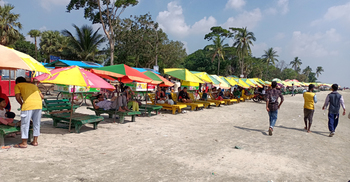 পায়রা সেতু খুলে দেওয়ায় পর্যটক বাড়ছে কুয়াকাটায়