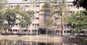 ভারপ্রাপ্ত অধ্যক্ষ দিয়ে চলছে পটুয়াখালীর সরকারি কলেজগুলো