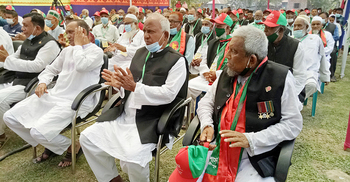 মিয়া ভাইয়ের উঠানে বীর মুক্তিযোদ্ধাদের মিলনমেলা