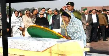 PM pays homage to Fazilatunnesa Bappy