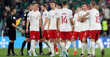 Lewandowski misses penalty as Poland draw 0-0 with Mexico
