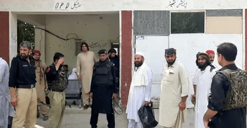 Militants ambush police patrol, kill 6 in Pakistan