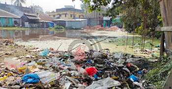 ভরাটে জলাশয় কমছে পটুয়াখালী শহরে