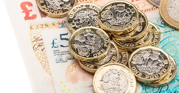 Pound sinks as UK economic uncertainty rises