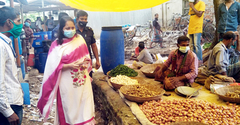 পেঁয়াজের বাজার নিয়ন্ত্রণে অভিযান, ব্যবসায়ীর জরিমানা