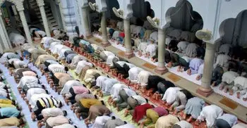 Offer Tarabi prayers at home: PM