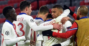 Mbappe hits double as PSG thrash Bayern