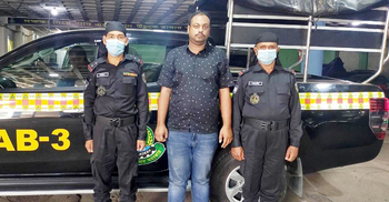 বিদেশি পিস্তলসহ ৯ মামলার আসামি ‘ভাগ্নে তুষার’ গ্রেফতার