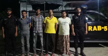 চাঁপাইনবাবগঞ্জে ভুয়া এনজিও, গ্রেফতার ৪