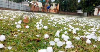 নীলফামারীতে দুই দফায় ঝড়-শিলাবৃষ্টি