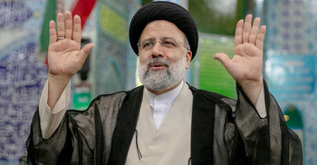 Iran election: Hardliner Raisi set to win in first round