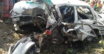 5 killed in tragic road accident in Rajshahi