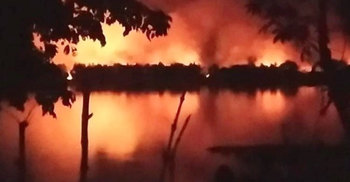 Military ‘burns down’ Rakhine village