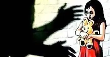 চার কিশোরের বিরুদ্ধে শিশু ধর্ষণের অভিযোগ