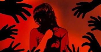 Driver arrested for 'rape attempt' on moving bus